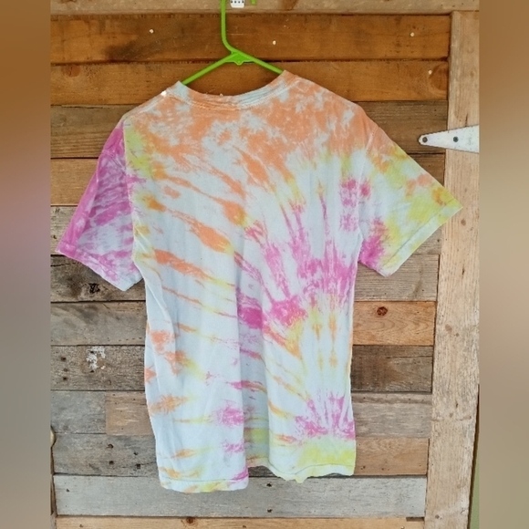 Women's Tye Dye T Shirt Size Medium - Picture 2 of 16